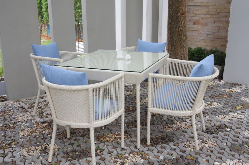 Patio Set Assembly in Olathe, KS