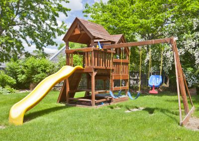Playground Equipment Assembly in Kansas City, KS