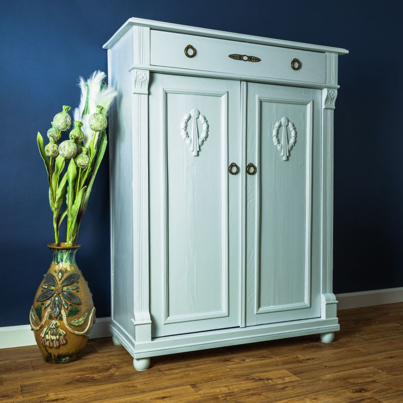 Wardrobe Assembly in Overland Park, KS